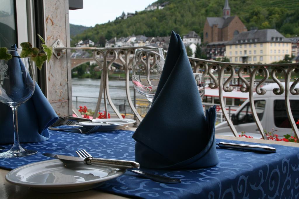 Hotel Karl Noss Cochem Exterior foto